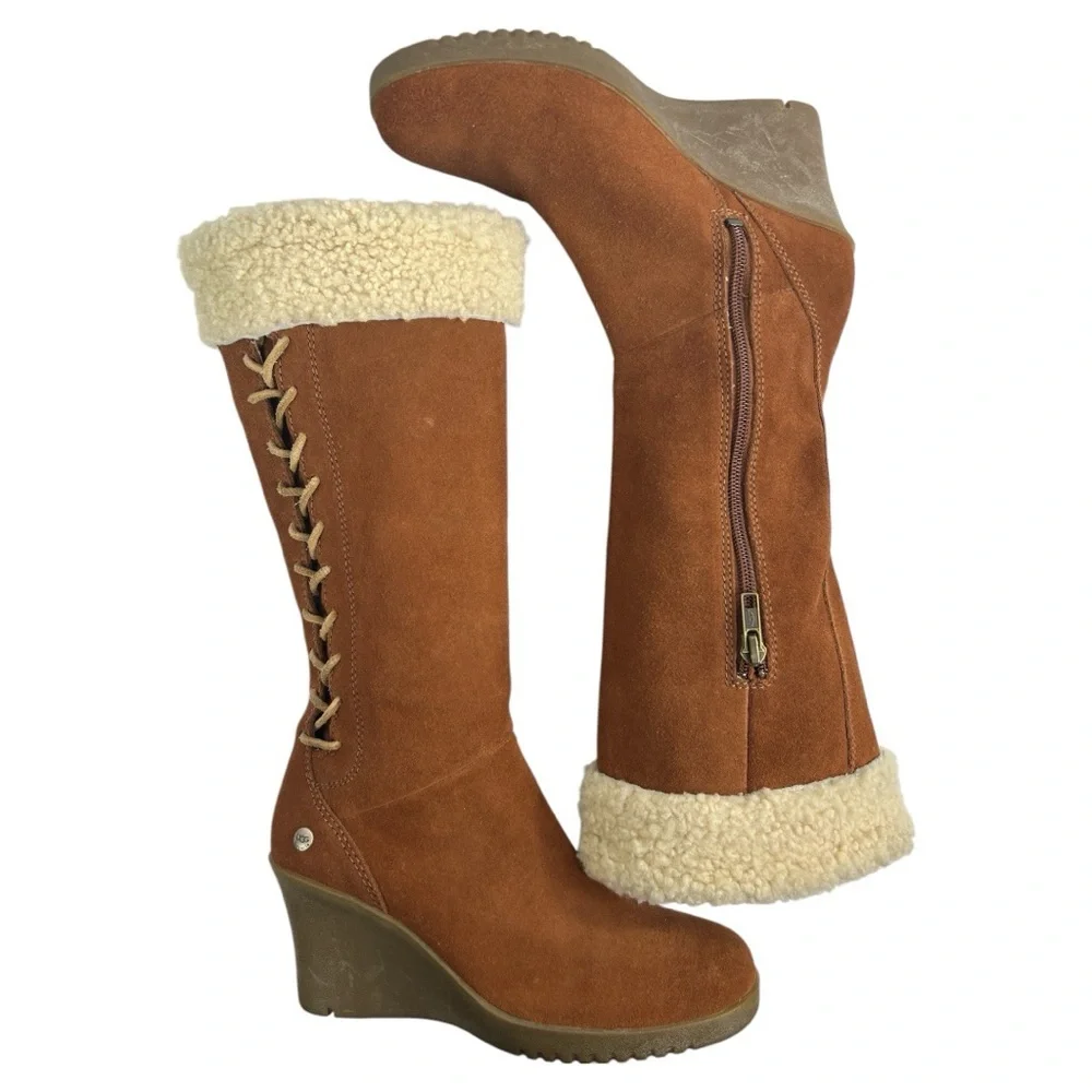 UGG AUSTRALIA WOMEN’S FELICITY SUEDE WEDGE BOOT CHESTNUT SZ 6